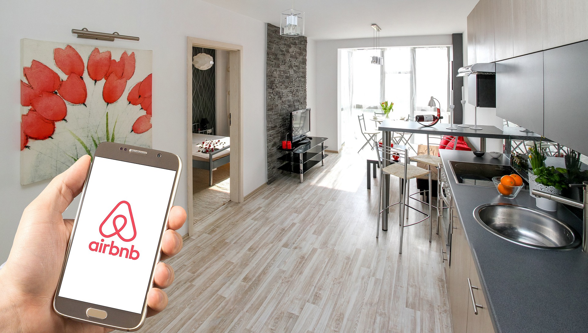 قصة صعود| «Airbnb» لتأجير الغرف بدأ بـ80 دولارا ووصل لـ31 مليارا