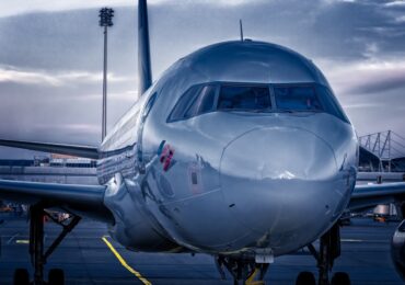 România 2026: Un avion de pasageri a rămas blocat sub un pod, pe DN1 (Video)