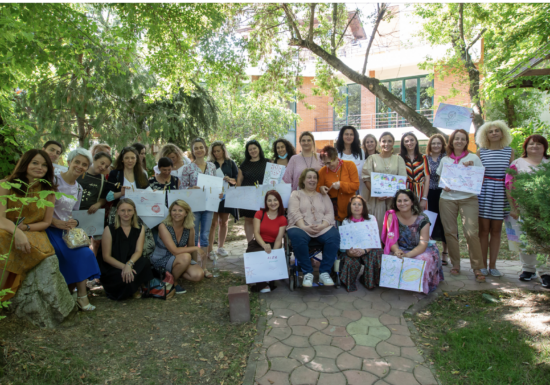 De la singurătate la comunitate