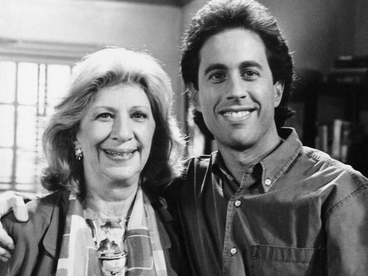 A murit Liz Sheridan, mama lui Jerry Seinfeld în faimosul serial