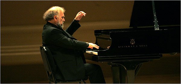 A murit celebrul pianist Radu Lupu