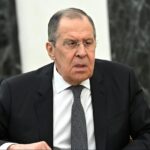 Lavrov susține că ridicarea sancțiunilor se află pe masa negocierilor. Ucrainenii spun că e fake news