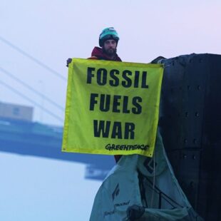 Greenpeace Essex petrolier Rusia
