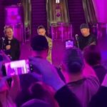 Bono, concert surpriză într-o stație de metrou din Kiev (Video)