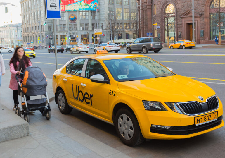 FSB va urmări în timp real cine merge cu taxiurile prin Rusia - proiect de lege