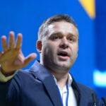 Ciucu: Am ajuns să-l sun eu pe primarul general să pună directorimea la masă? Mai mult focus pe investiții și mai puțin pe mormoloci!