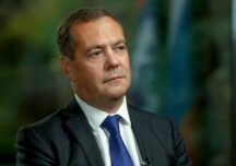 Medvedev avertizează