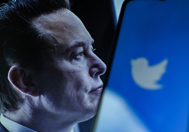 Elon Musk oprește planul de a cumpăra Twitter: Valoarea acţiunilor scade cu 25%