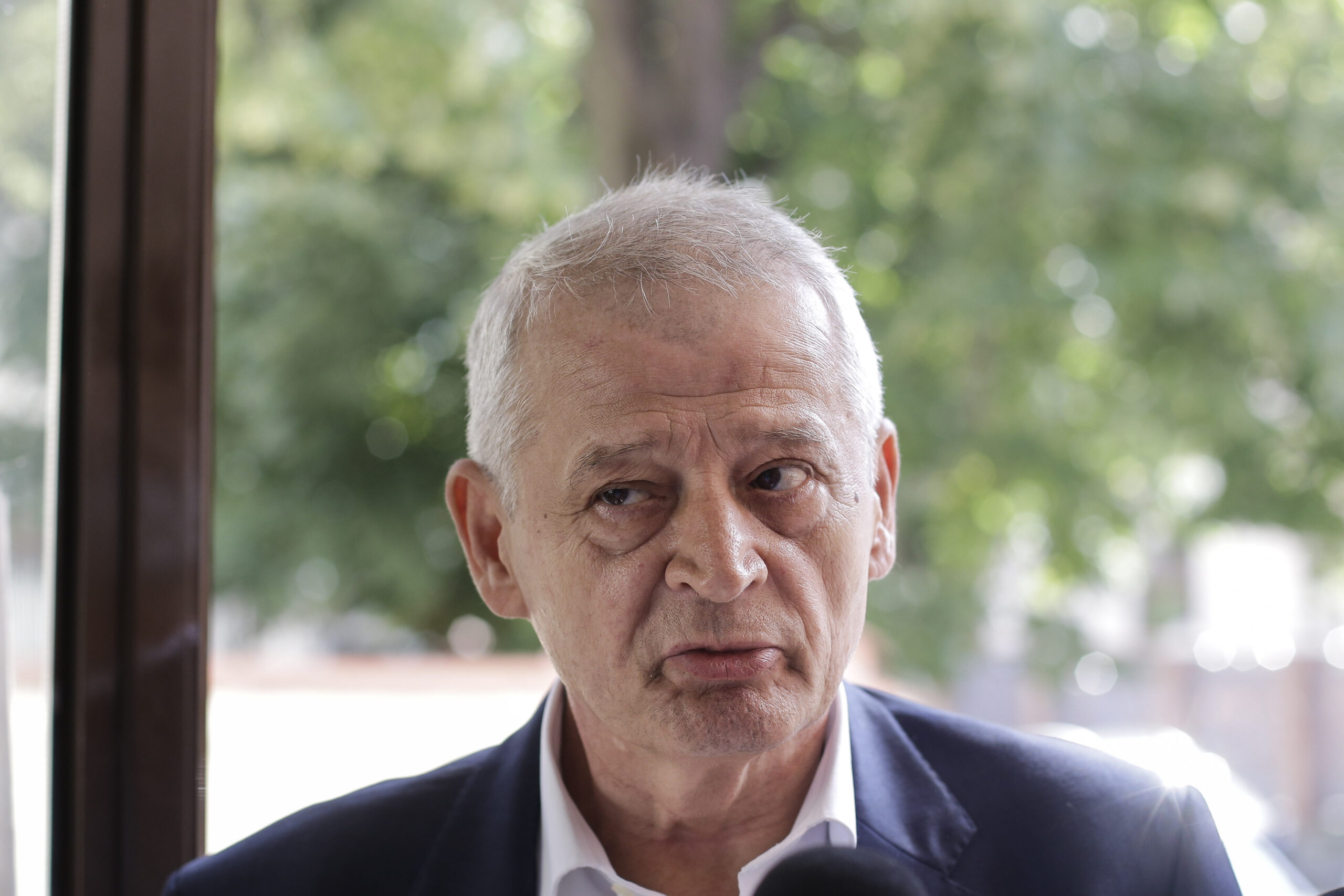 Surse: Oprescu a fost lăsat liber, după ce a refuzat extrădarea ...
