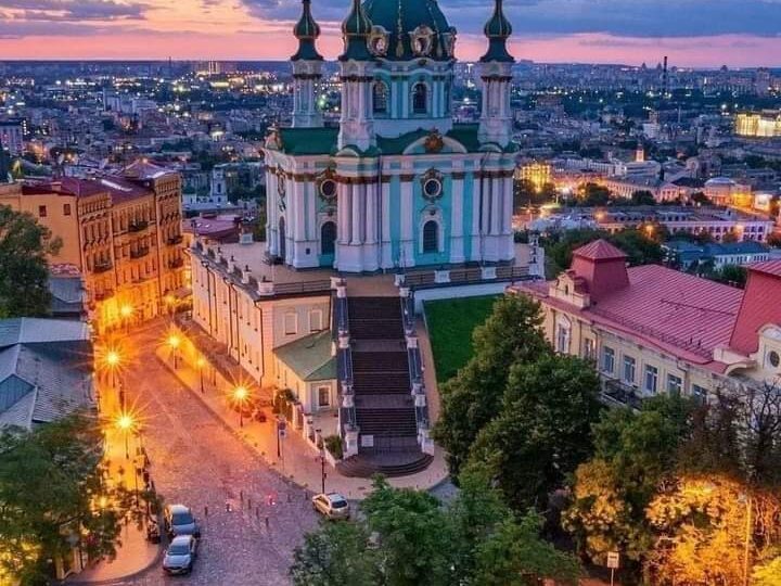 Decizie istorică a Bisericii Ortodoxe din Ucraina: Se rupe de Moscova şi se declară independentă total