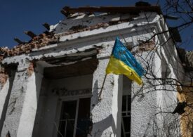Ziua 95 de război în Ucraina: Lupte grele în unele orașe. Sievierodoneţk e bombardat neîncetat, dar ucrainenii rezistă în Herson. Zelenski a vizitat trupele din Harkov