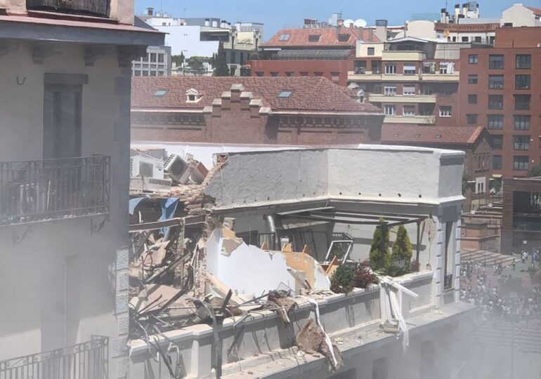 Explozie puternică într-un imobil din centrul Madridului: 17 răniţi şi doi muncitori daţi dispăruţi (Foto & Video)