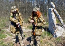 Femei pe frontul din Ucraina: Doar prima oară este greu să ucizi (Video)