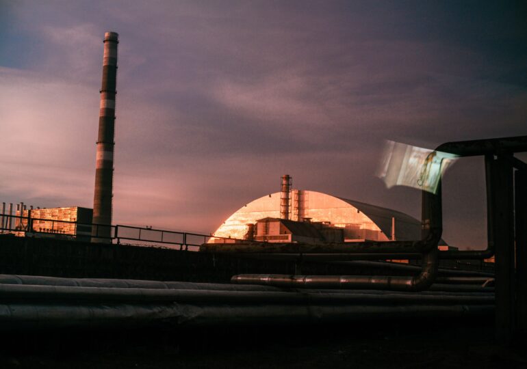 Nu există modificări ale radioactivității, după incendiul de lângă Cernobîl, iar norul o ia spre Rusia