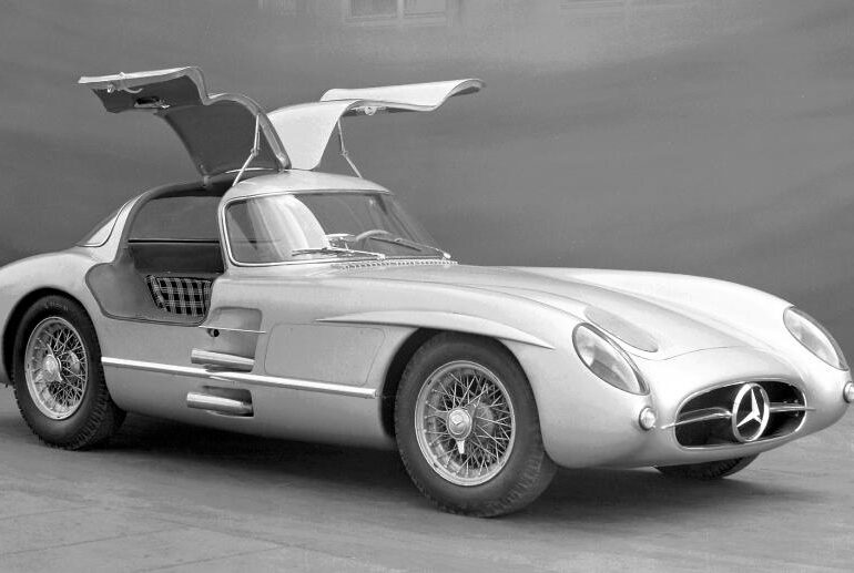 Un Mercedes s-a vândut cu 135 de milioane de euro și a devenit cea mai valoroasă mașină din istorie