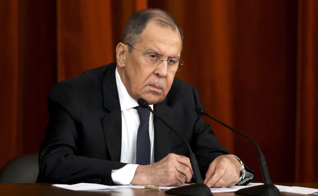 Lavrov amenință aliații Ucrainei înainte de întâlnirea Trump – Zelenski: „Trupele europene ar deveni ținte legitime”