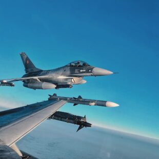 avioane F16