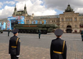 Rușii anunță exerciții cu armele nucleare, după ce Biden a spus că trimite rachete moderne în Ucraina