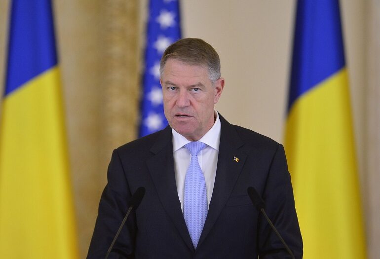 Iohannis participă la Summitul Iniţiativei celor Trei Mări şi la Forumul de Afaceri de la Riga