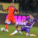 CFR Cluj vrea un jucător din Liga 1: Dan Petrescu l-a sunat personal