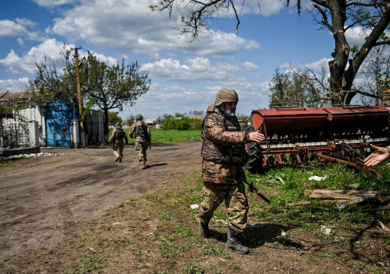 Rușii recunosc că au pierdut un comandant în Ucraina: A fost ucis de unitatea în care luptă şi fiul unui parlamentar britanic
