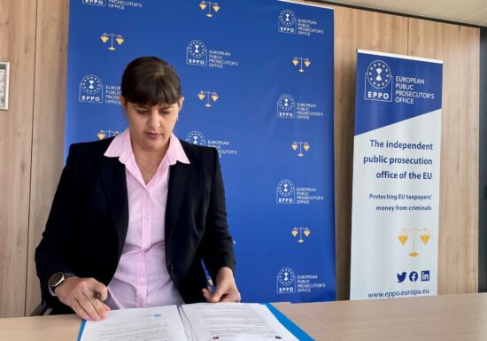 Conflict fără precedent între Parchetul European și Grecia. Kovesi acuză că îi sunt blocate anchetele și invocă suspendarea fondurilor UE