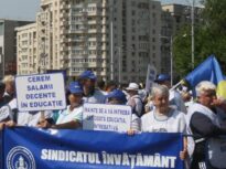 Sindicaliștii din învățământ cer demisia lui Daniel David: Urmează pichetarea ministerului