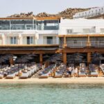 O turistă care a plătit 600 de euro pentru un prânz în Grecia dă restaurantul în judecată