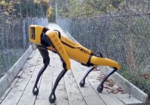 Câinele-robot Spot
