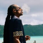 Inflația în SUA e atât de mare încât Snoop Dogg i-a mărit salariul angajatului său care îi rulează jointurile