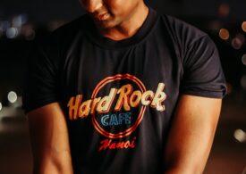 Îți plac tricourile imprimate? Verifică ce spune asta despre tine!