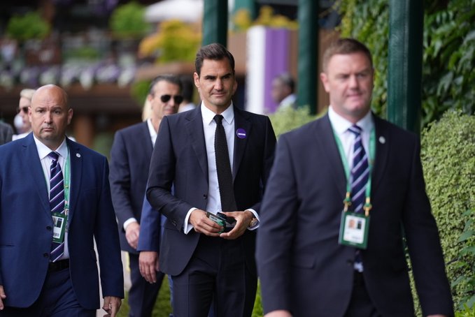 Declarații emoționante ale lui Roger Federer, în fața fanilor de la Wimbledon: Sper să mai pot reveni o dată aici