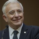 De ce a majorat BNR dobânda cheie? Isărescu spune că va fi greu de evitat recesiunea: „Mergem și noi văzând și făcând”