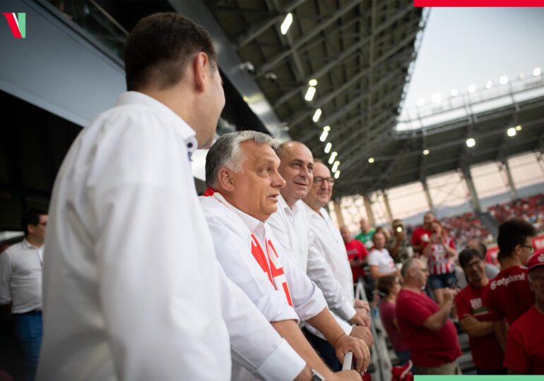 Viktor Orban în România: Ovaționat minute întregi pe stadion, cină cu Kelemen Hunor (Galerie foto)