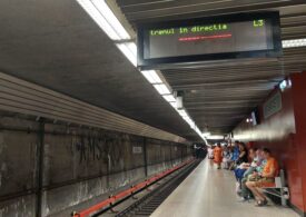Trenurile de metrou ajung în stații la 10-15 minute, iar aglomerația va mai dura până în august