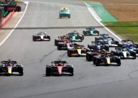 Formula 1: Carlos Sainz, învingător în Marele Premiu al Marii Britanii, o cursă umbrită de un accident grav al lui Zhou Guanyu (Video)