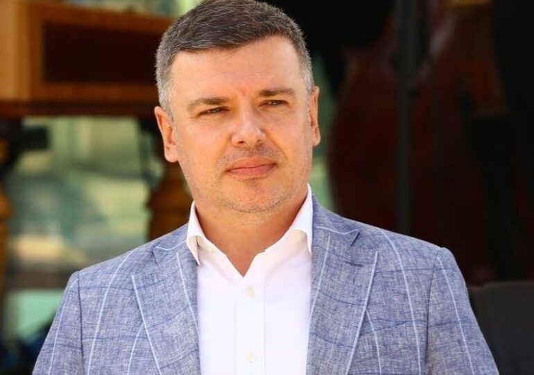 Un deputat PSD critică declarațiile lui Viktor Orban de la Tușnad. Universitatea de Vară să redevină ce a fost gândită iniţial sau să se închidă!