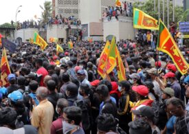 Protestele continuă în Sri Lanka. Mii de oameni au luat cu asalt biroul premierului (Video) <span style="color:#990000;font-size:100%;">UPDATE</span> Președintele și-a dat demisia prin email