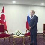 Putin a fost lăsat să aştepte de Erdogan. Părea descumpănit (Video)