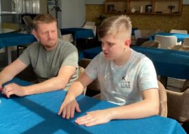 Un adolescent ucrainean luat prizonier de ruși povestește ororile pe care le-a trăit. A spălat podelele din camera de tortură (Video)