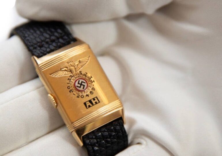 Ceasul de aur al lui Hitler a fost vândut pentru o sumă uriașă - Liderii evrei au catalogat licitația ca fiind „detestabilă” (Video)