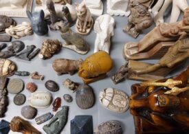 Doi libanezi au fost prinşi pe Otopeni cu 80 de artefacte arheologice