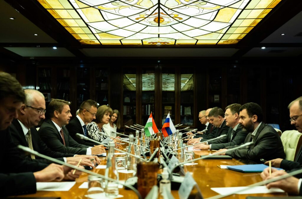 delegatii-Rusia-Ungaria