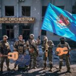 Mercenarii Wagner își fac reclamă pe panouri în Rusia: Orchestra caută muzicieni în Ucraina! (Foto)