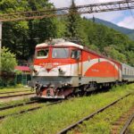 O locomotivă a unui tren de călători a luat foc. 200 de persoane au fost evacuate UPDATE