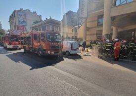 Un muncitor a ars de viu, în timp ce lucra într-un canal tehnologic din centrul Capitalei