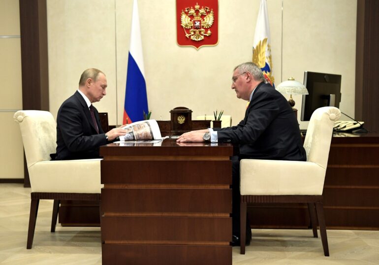 Putin l-a dat afară pe Rogozin, unul din principalii săi aliați. După care, Rusia a semnat un acord cu SUA