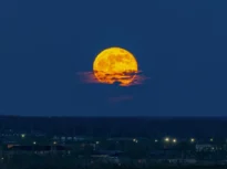 Se apropie superluna „Castorului”, cea mai mare Lună plină din 2025. Cum poate fi văzută