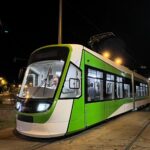 Primul tramvai nou de la Arad a fost scos în cursă de probă prin București (Foto)