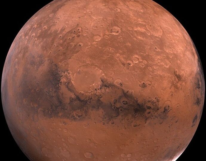 O întrebare crucială la care se caută răspuns: Pot oamenii să păşească pe Marte fără să leşine?